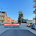 Dietro L'angolo