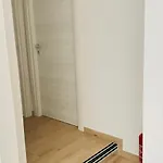 Dietro L'angolo * Годзано