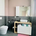 Dietro L'angolo Апартаменты *