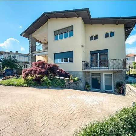 Apartament Dietro L'angolo Gozzano