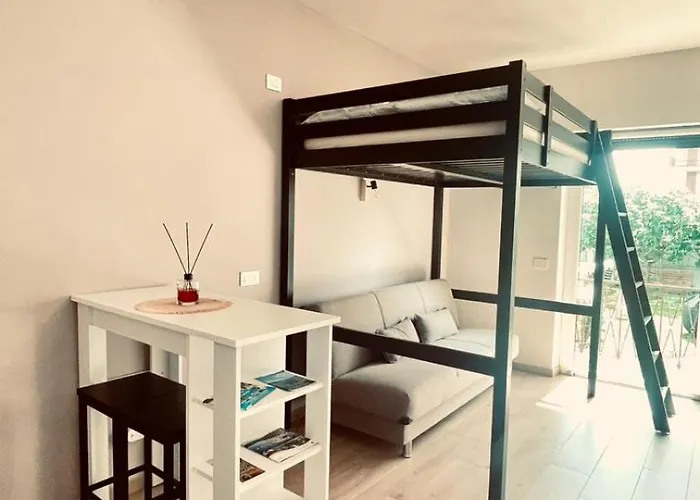 Dietro L'angolo Apartman Gozzano
